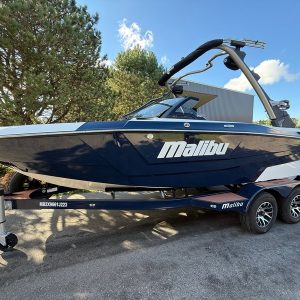 2023 Malibu 21 LX